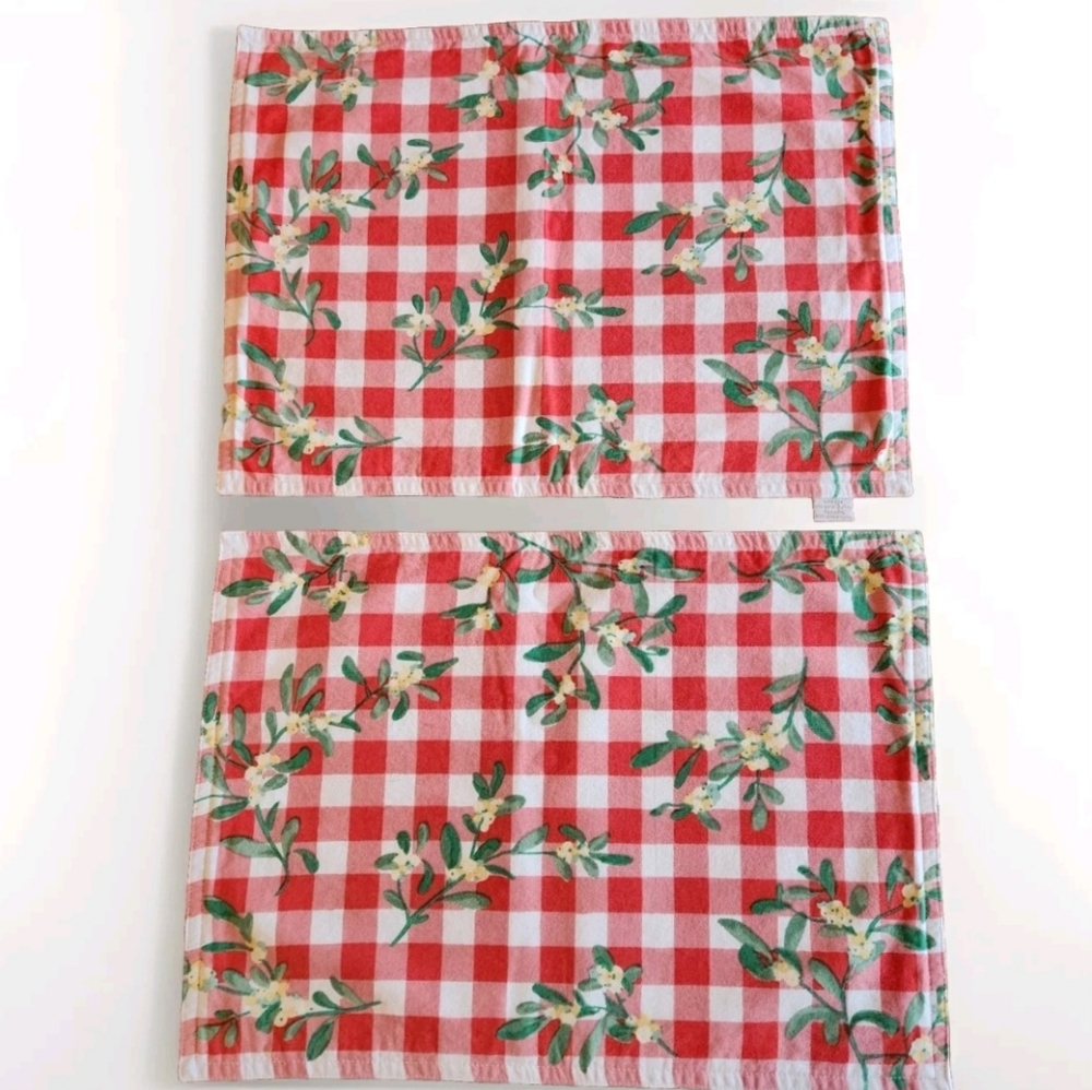 XOCHI Mistltoe Gingham Placemats Set of Two Colors Red White Green Yellow